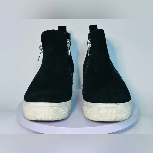 Steve Madden Wedges Metal Side Zip Sneaker Black Suede - Picture 3 of 8